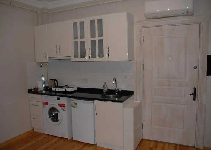 Ozcans Pera Sururi Flats 4 * איסטמבול