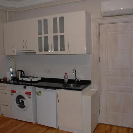 Ozcans Pera Sururi Flats 4 * Стамбул