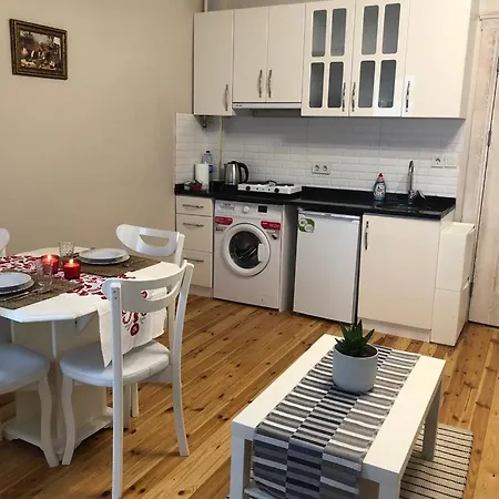 Ozcans Pera Sururi Flats 4 Apartmán *